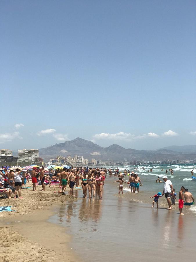 Playa Dos Avenidas Alicante Exteriör bild