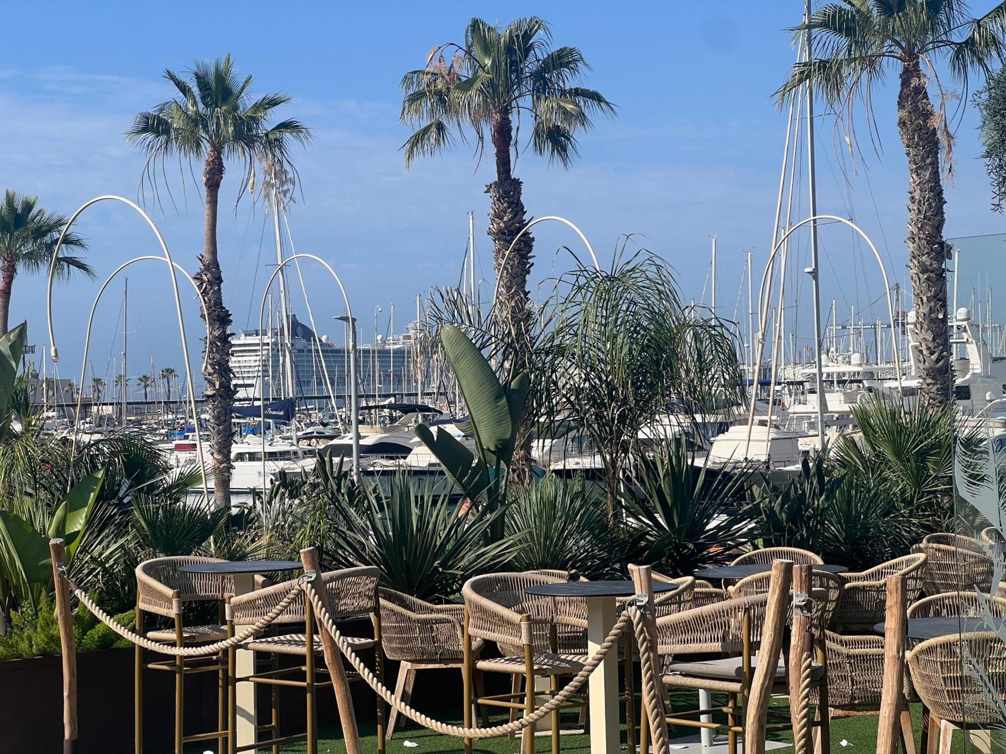 Playa Dos Avenidas Alicante Exteriör bild