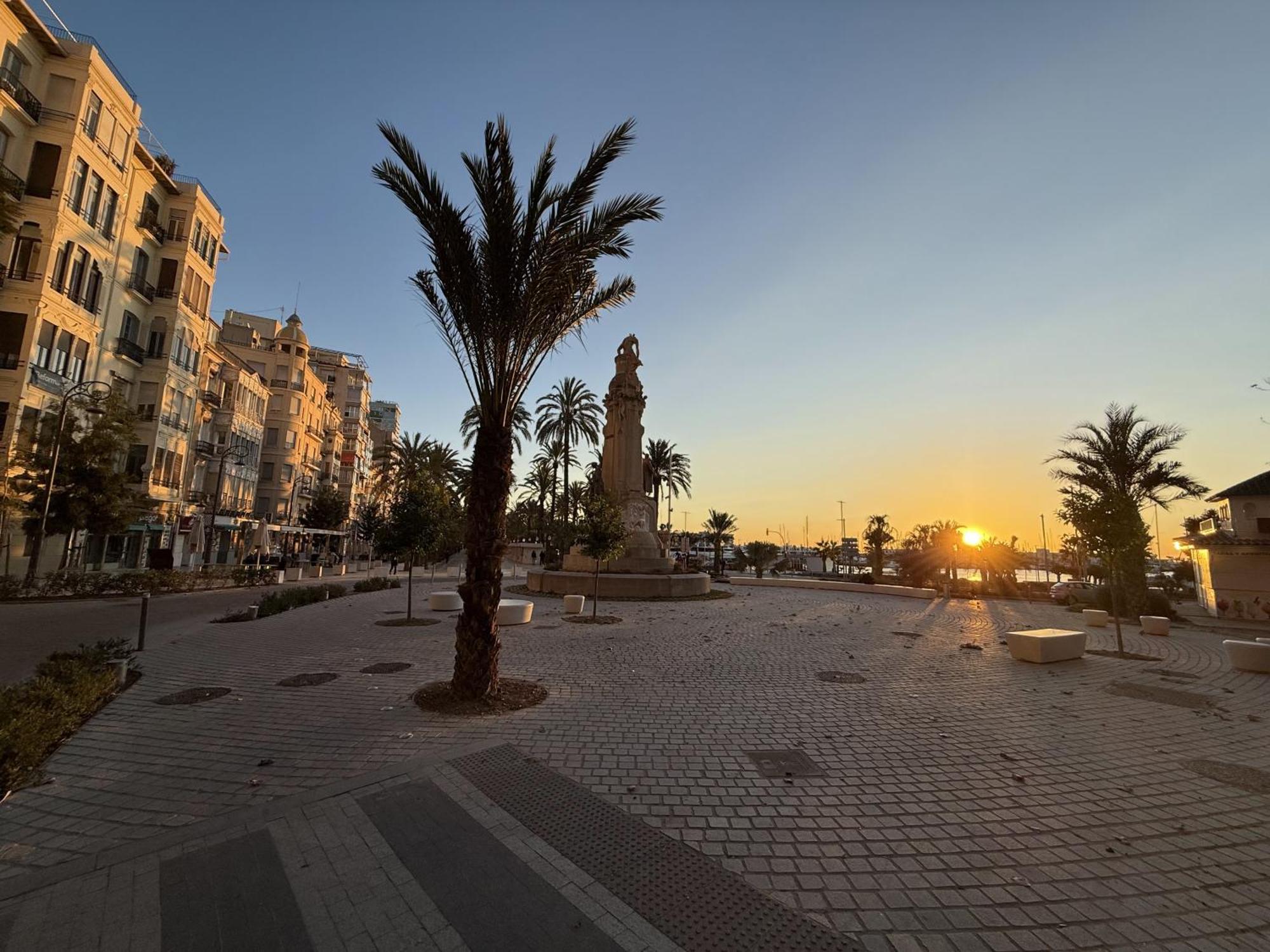 Playa Dos Avenidas Alicante Exteriör bild